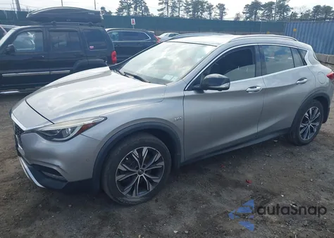 2017 Infiniti Qx30 Premium из США, поврежденный, VIN SJKCH5CR4HA036192
